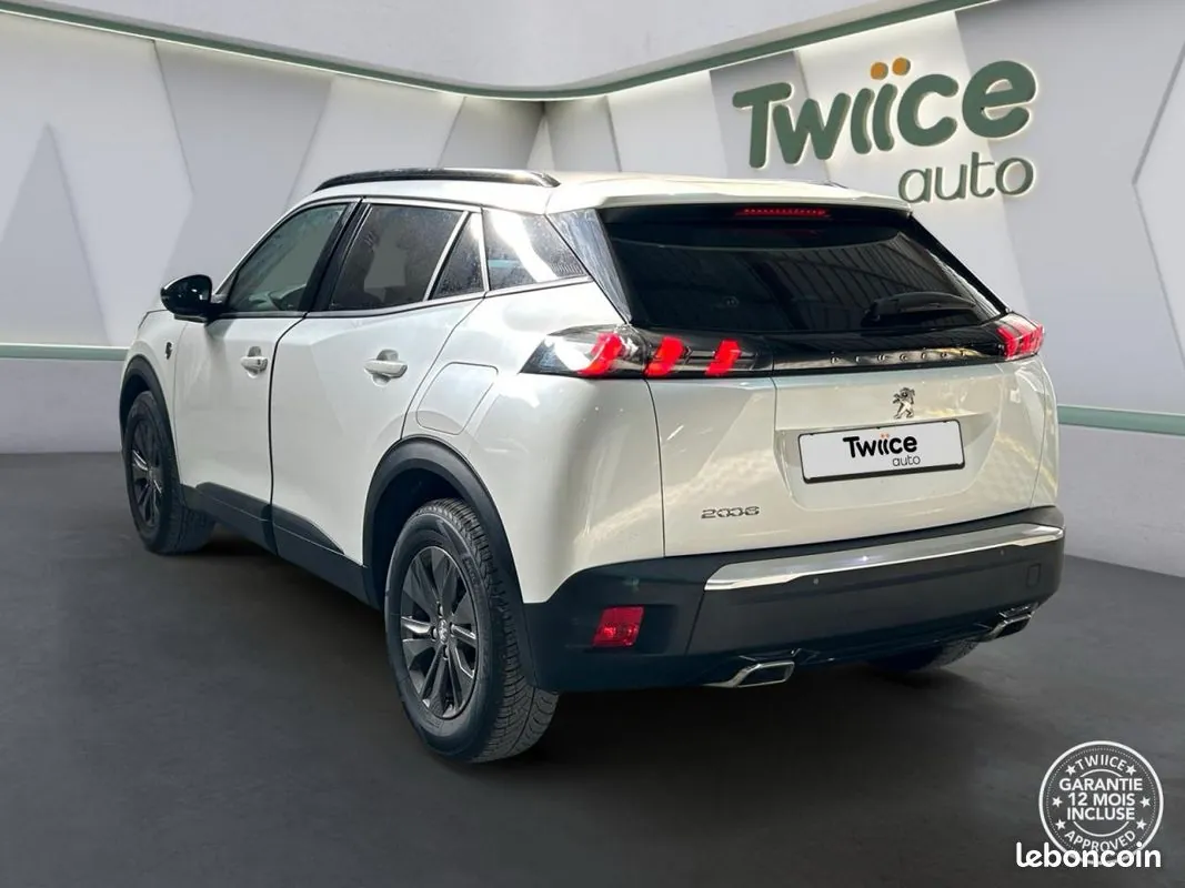 Peugeot 2008 2022 photo 3