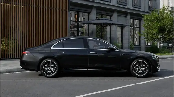 Mercedes-Benz S-Class photo 3