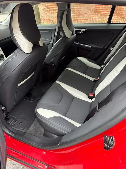 Volvo V60 2011 photo 3