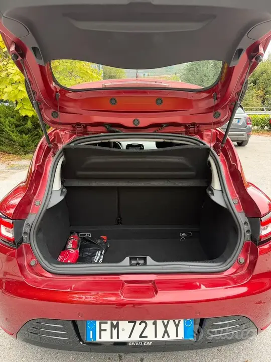 Renault Clio 2018 photo 4