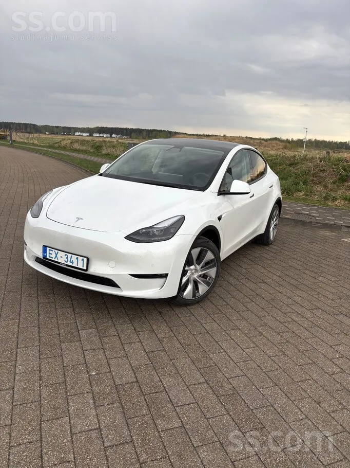 Tesla Model Y 2022 photo 5