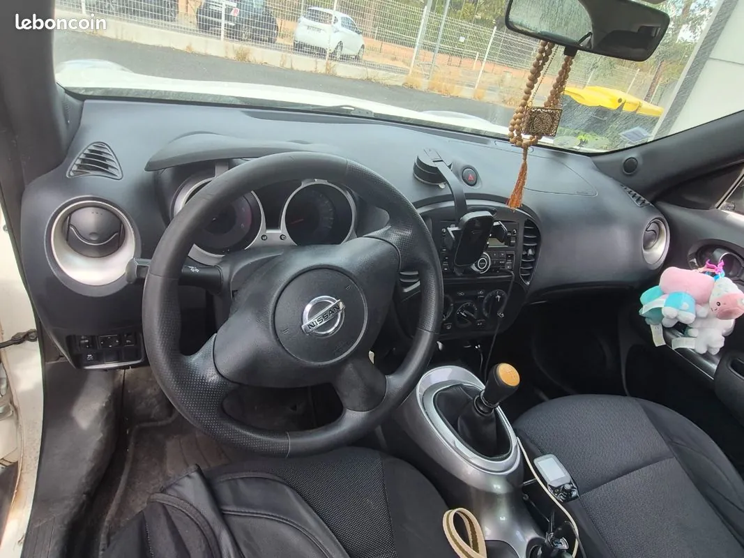 Nissan Juke 2011 photo 3