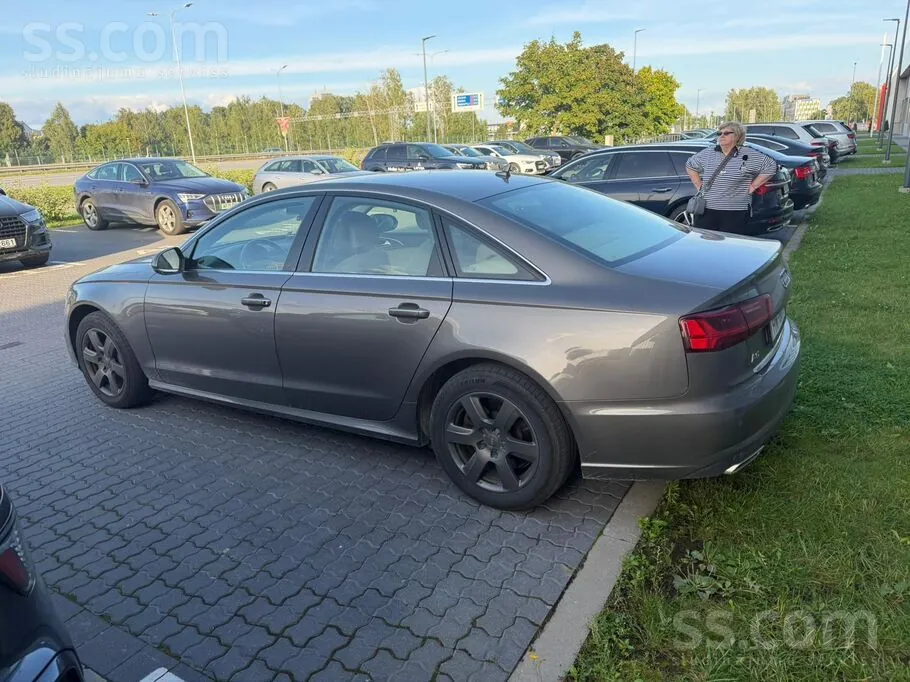 Audi A6 2015 photo 2