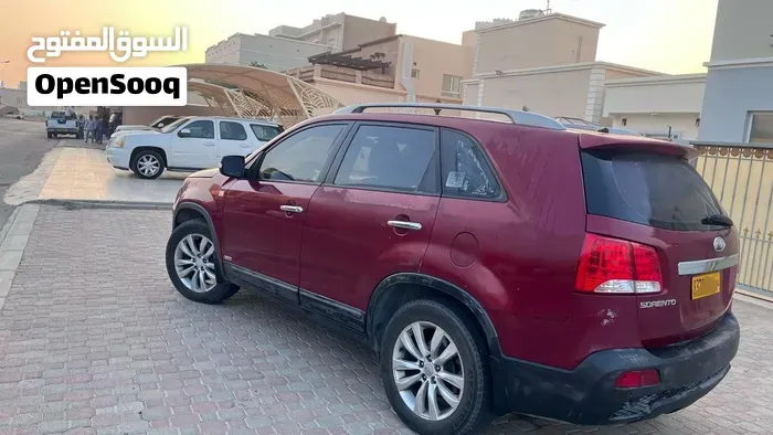 Kia Sorento 2011 photo 2