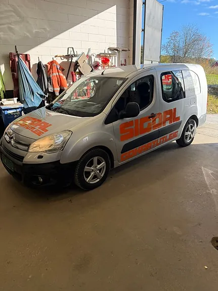 Citroen Berlingo 2011 photo 3