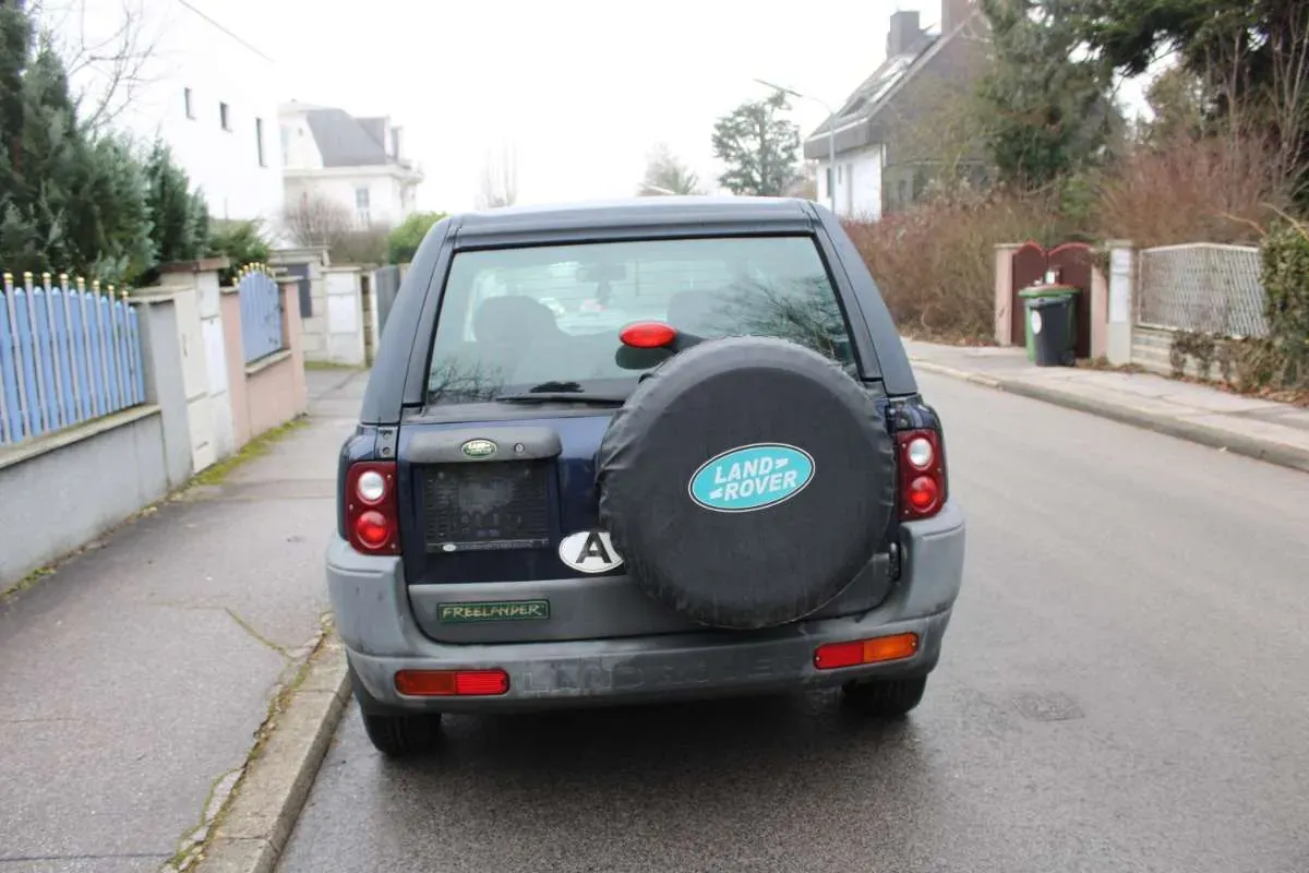 Land Rover Freelander 2000 photo 3