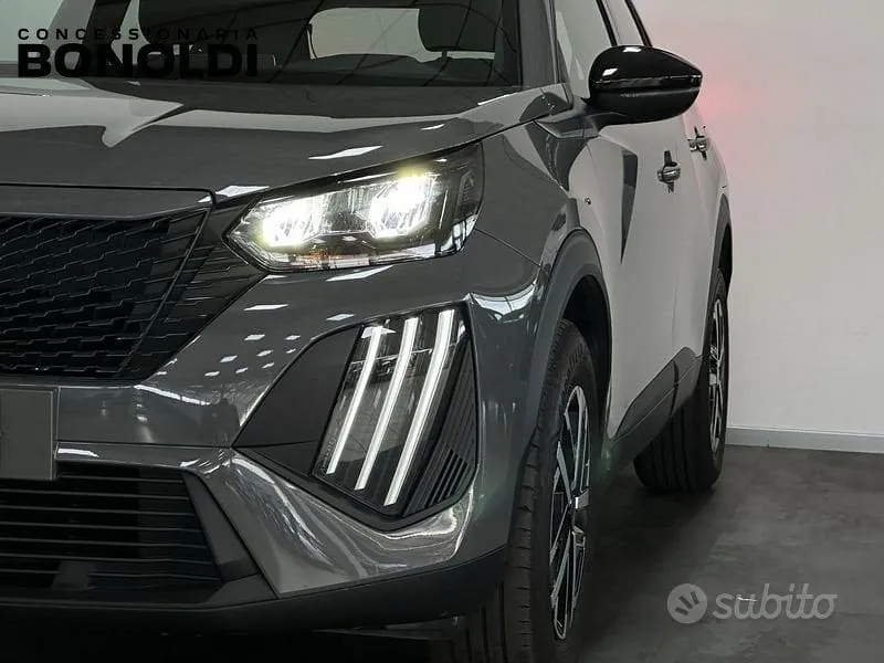 Peugeot 2008 2023 photo 3