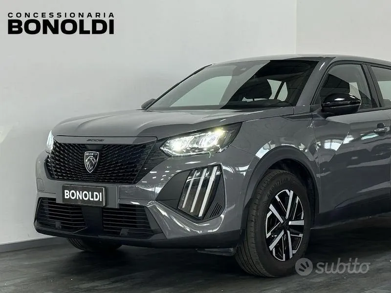 Peugeot 2008 2023 photo 2