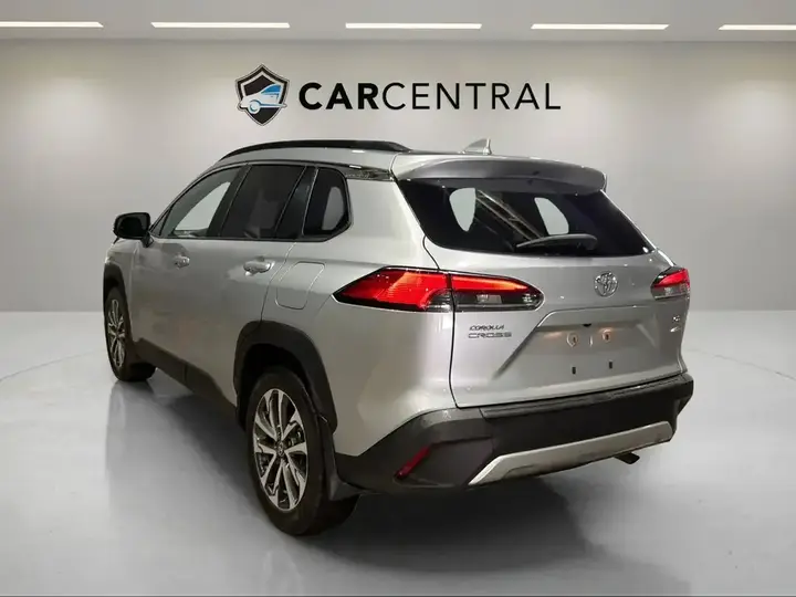 Toyota Corolla Cross 2023 photo 3