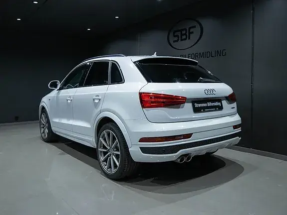 Audi Q3 2016 photo 4