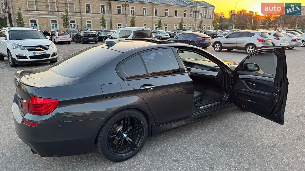 BMW 5 Series 2012 photo 5