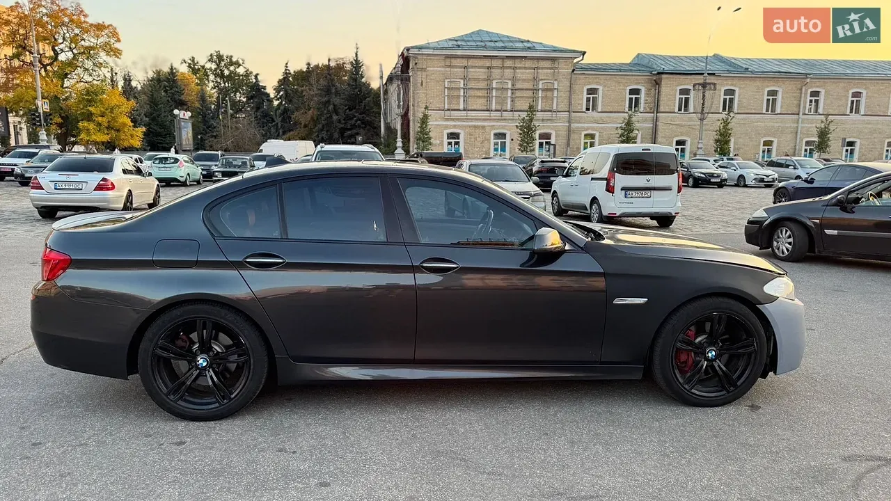 BMW 5 Series 2012 photo 4