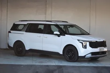 Kia Carnival 2024 photo 2