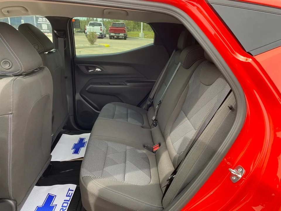 Chevrolet Bolt 2027 photo 4