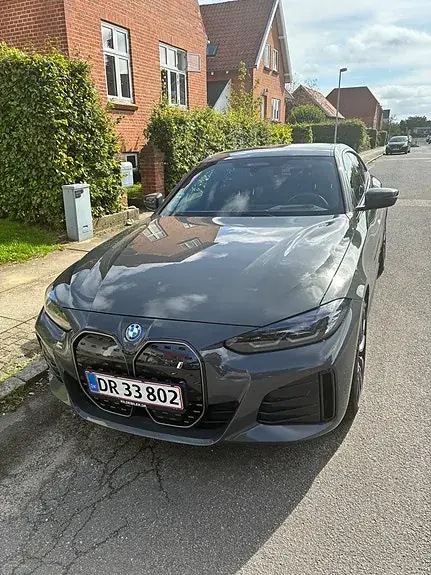 BMW I4