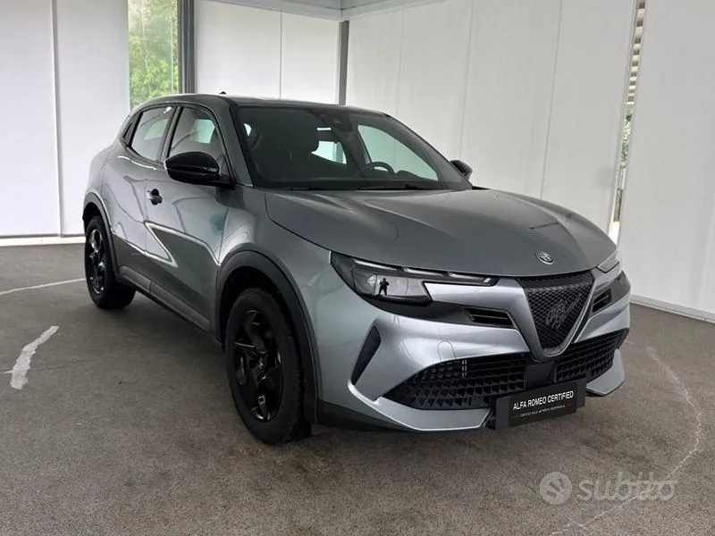 Alfa Romeo Junior 2025 photo 5