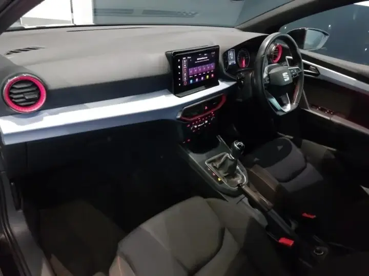 Seat Ibiza 2021 photo 5