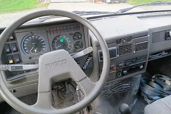 Iveco Daily 1994 photo 4