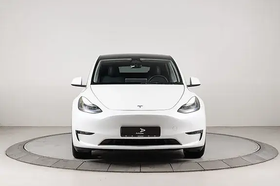 Tesla Model Y 2022 photo 4