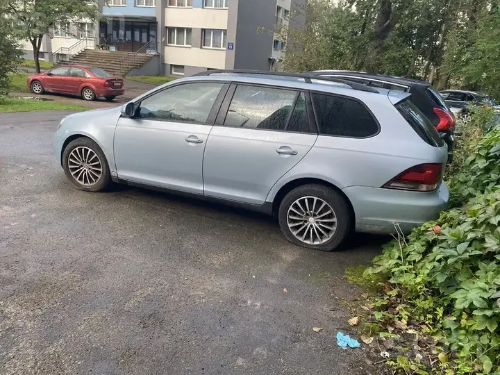 Volkswagen Golf 6 2010 photo 2