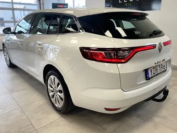 Renault Megane 2018 photo 2