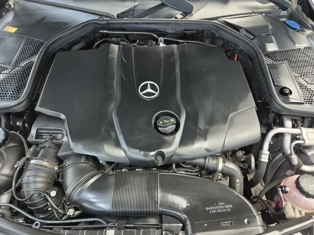 Mercedes-Benz C-Class 2016 photo 5