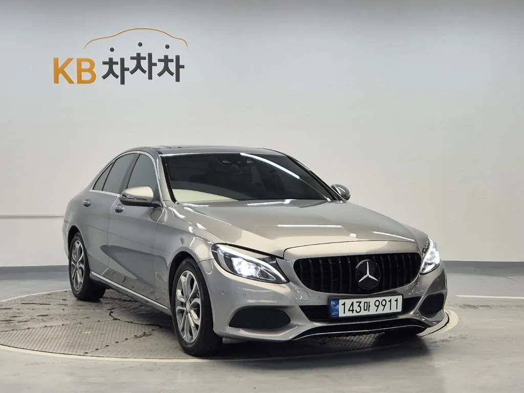 Mercedes-Benz C-Class 2016 photo 4