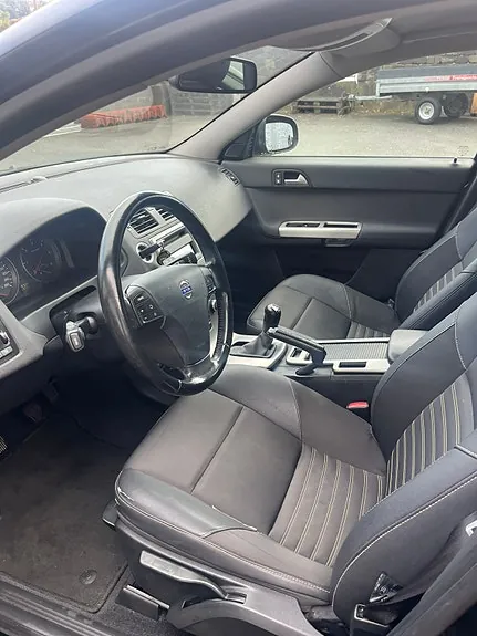 Volvo V50 2010 photo 3