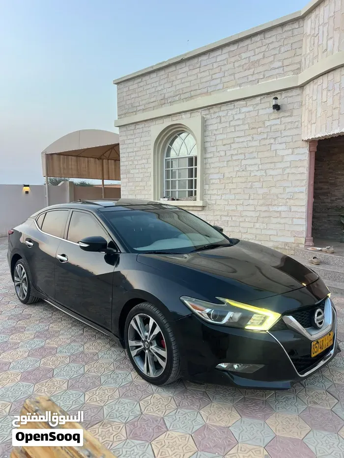 Nissan Maxima