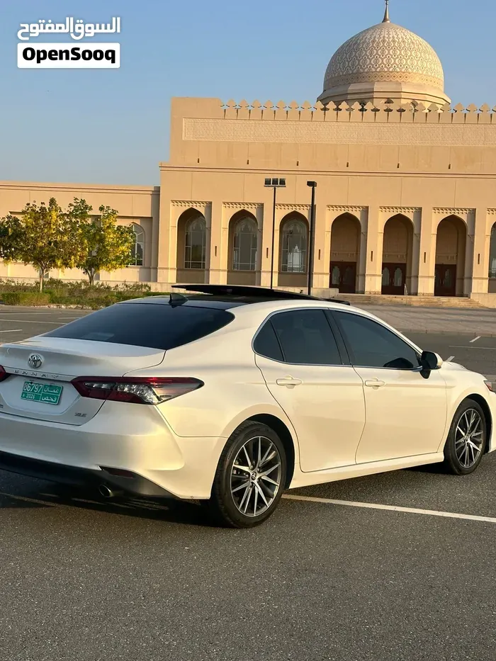 Toyota Camry 2022 photo 4