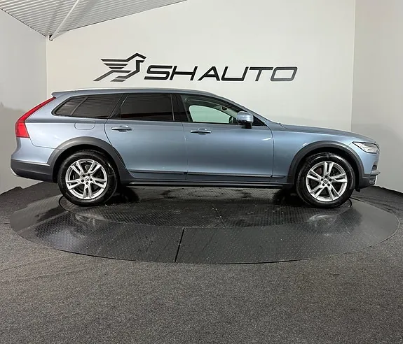Volvo V90 Cross Country 2018 photo 4