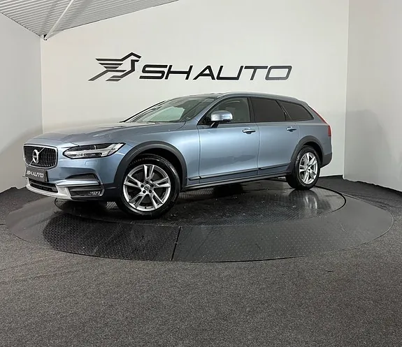 Volvo V90 Cross Country