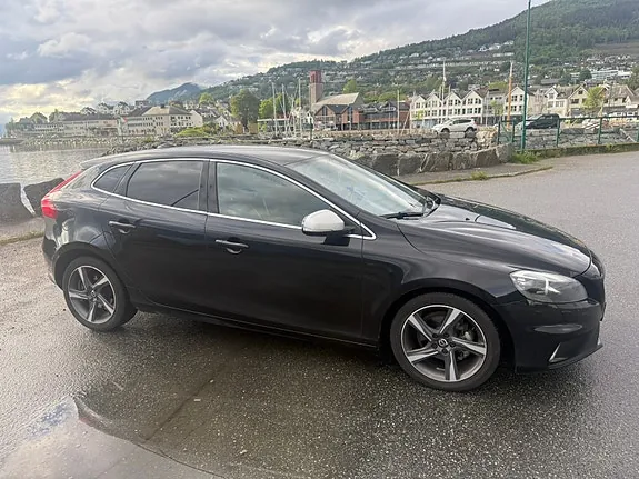 Volvo V40 2015 photo 4