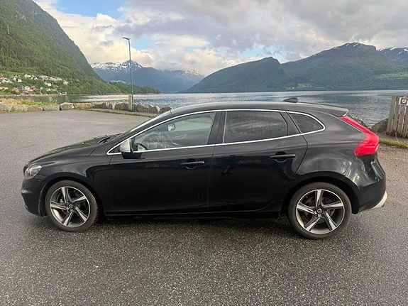 Volvo V40 2015 photo 5