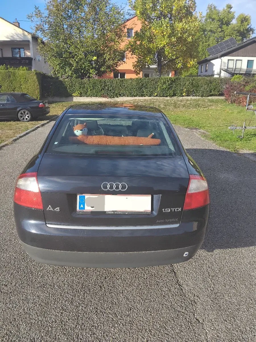 Audi A4 2000 photo 2