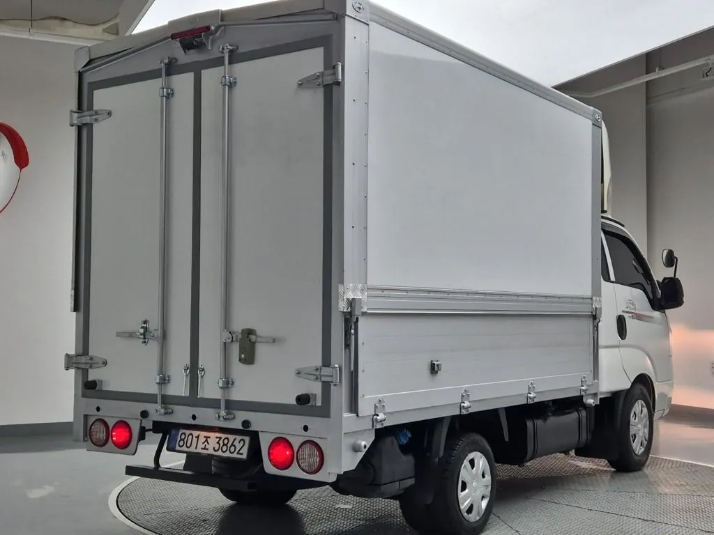 Kia Bongo 2022 photo 3