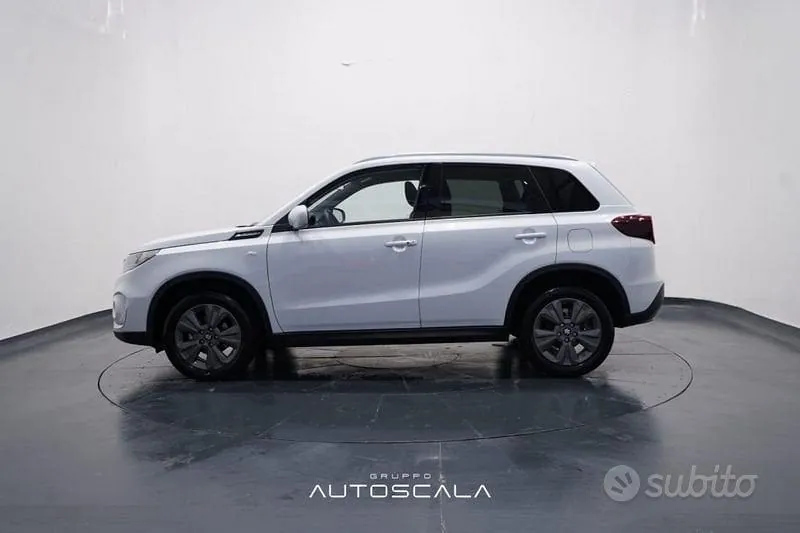 Suzuki Vitara 2024 photo 3