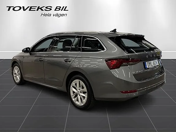 Skoda Octavia 2024 photo 3