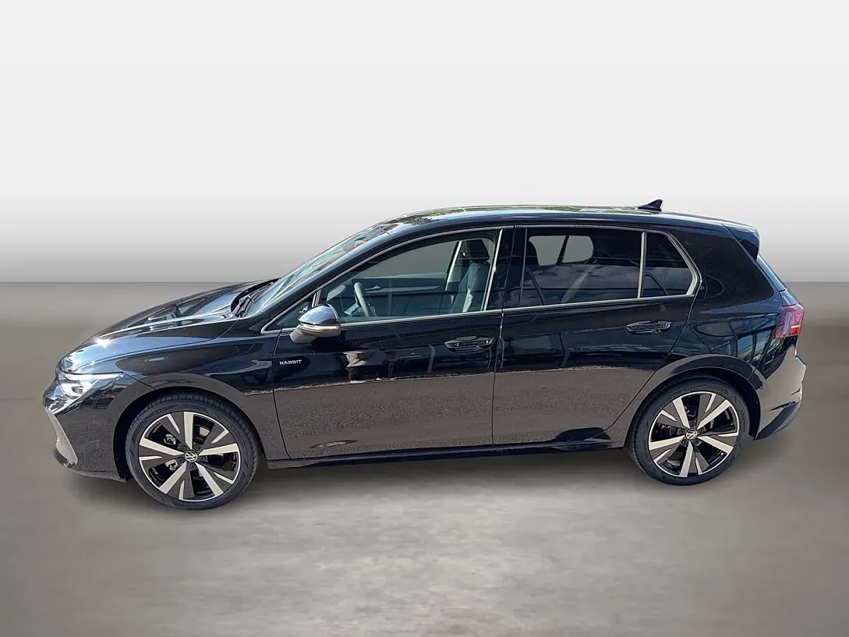 Volkswagen Golf 2026 photo 2