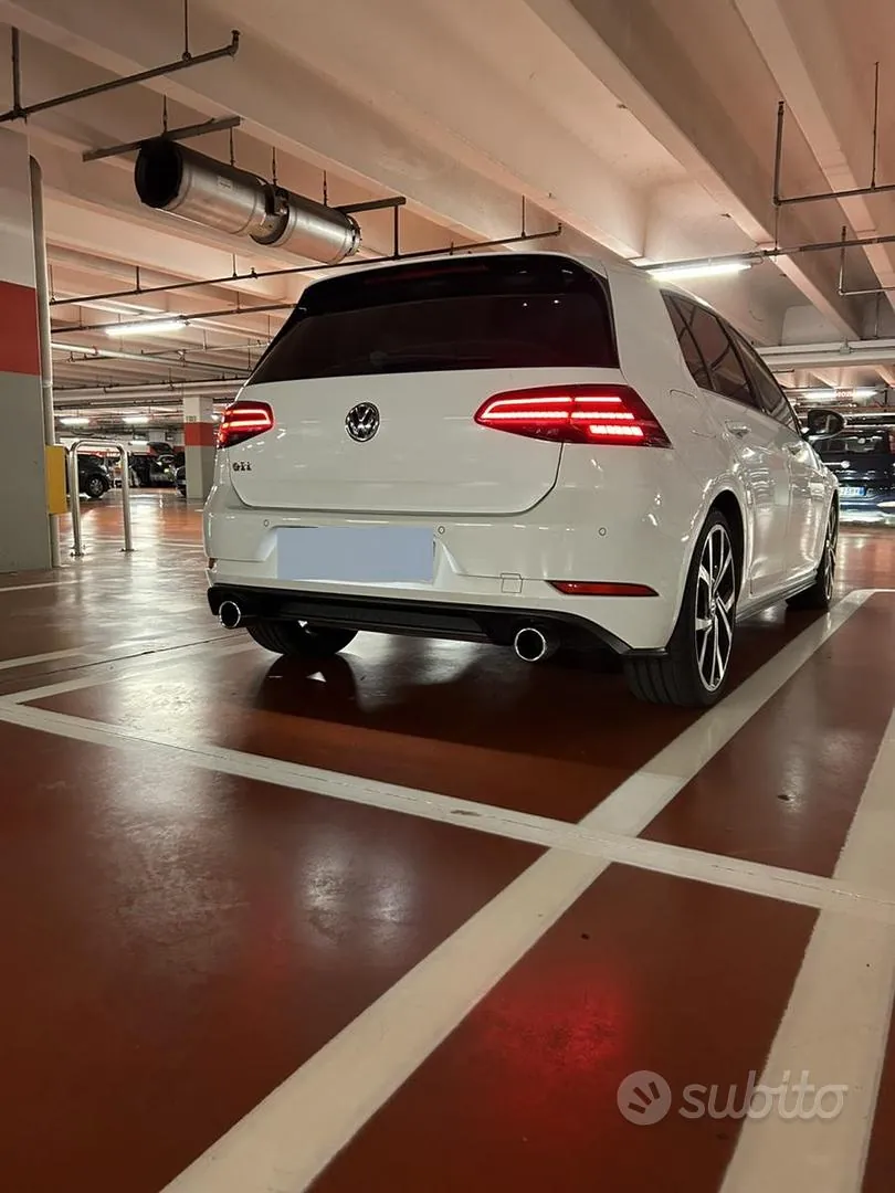 Volkswagen Golf 2018 photo 4