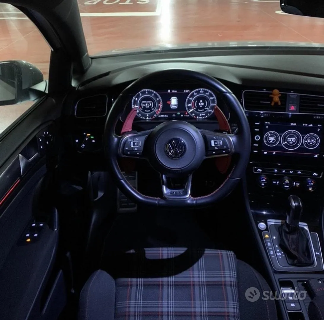 Volkswagen Golf 2018 photo 5