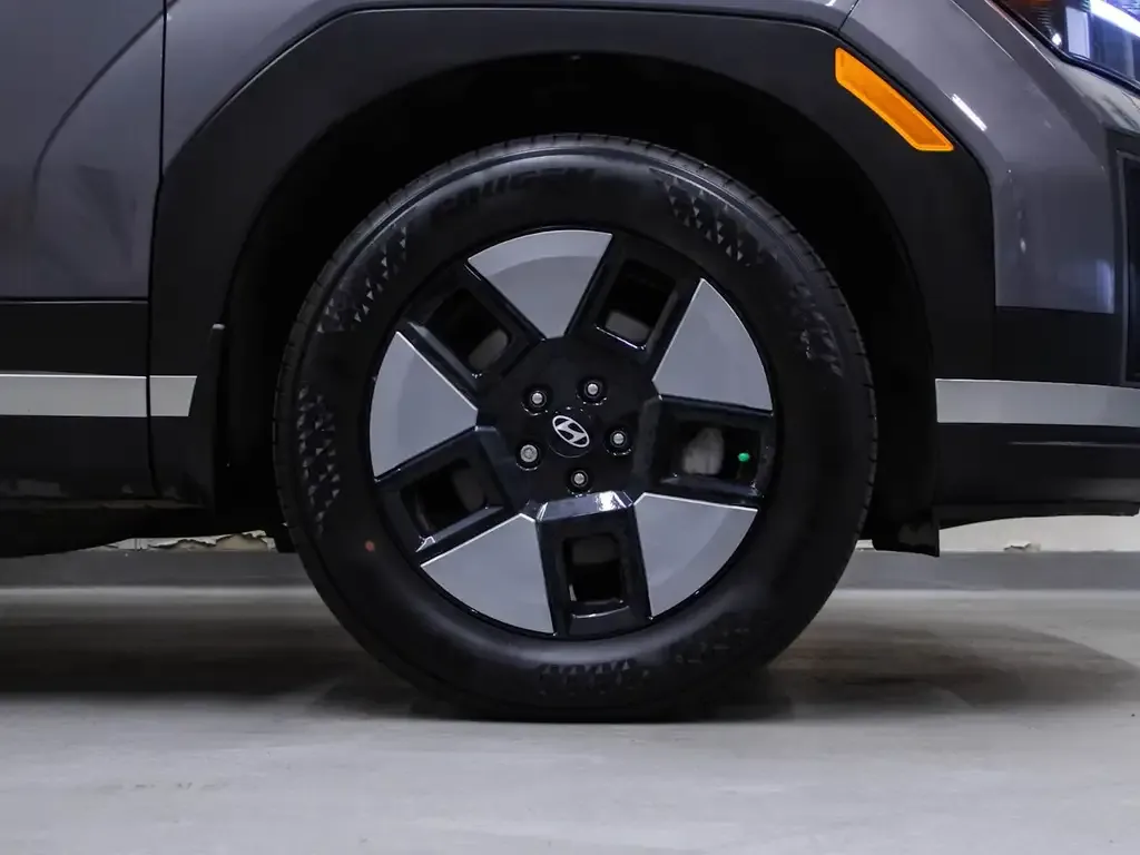 Hyundai Santa Fe 2025 photo 5