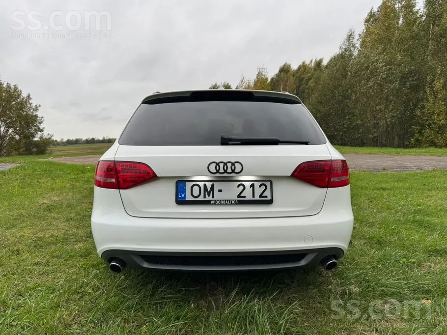 Audi A4 2011 photo 5