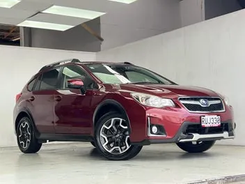 Subaru Xv 2016 photo 2