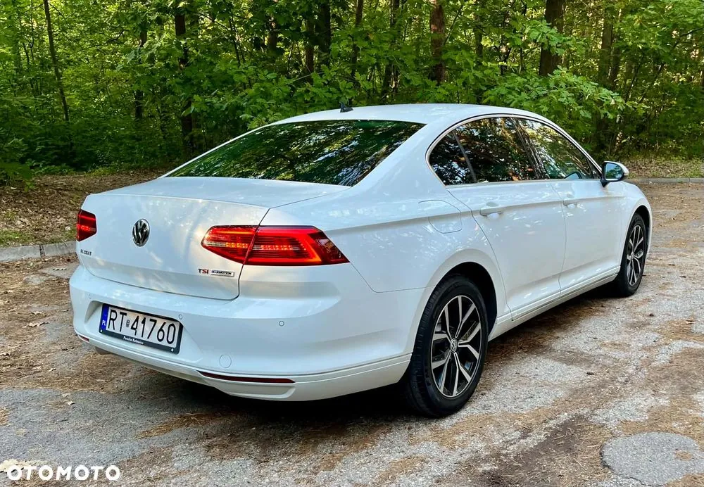 Volkswagen Passat 2016 photo 3