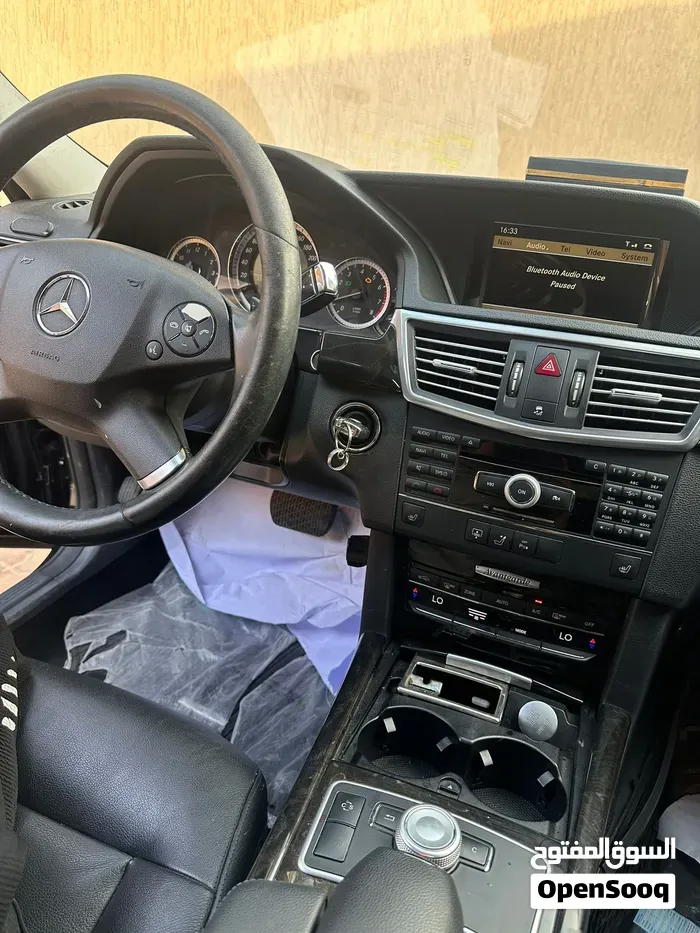 Mercedes-Benz E-Class 2011 photo 4