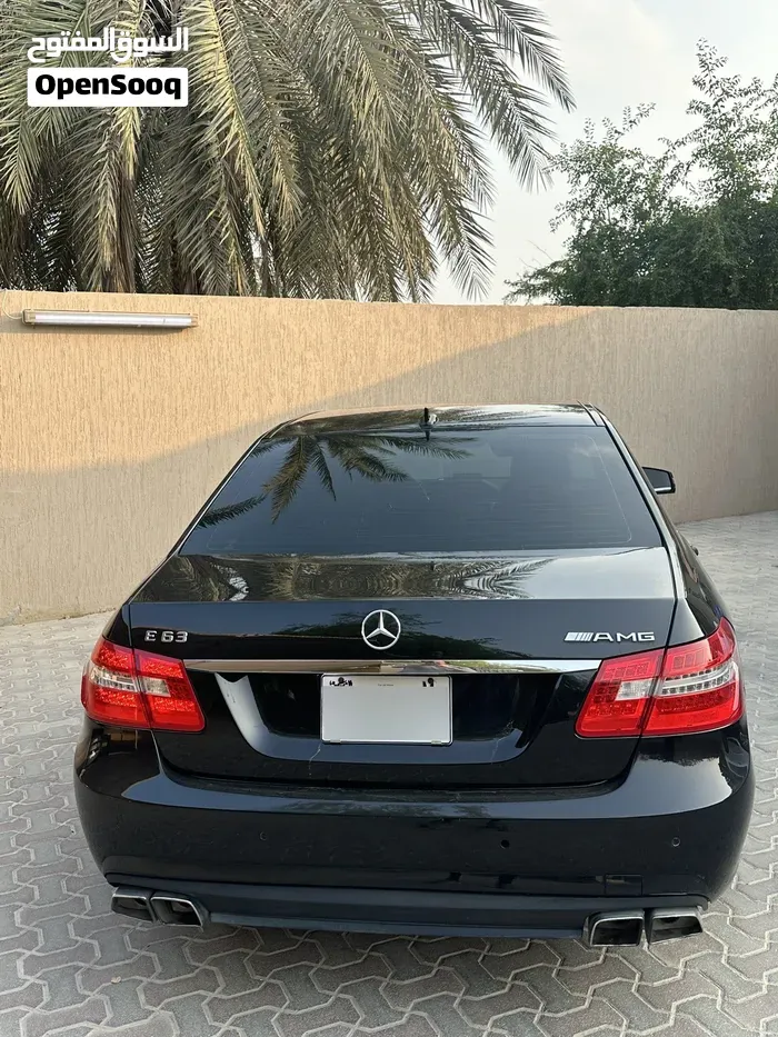 Mercedes-Benz E-Class 2011 photo 2