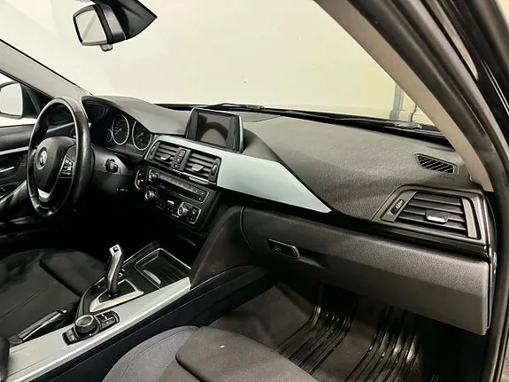 BMW 320D 2015 photo 4