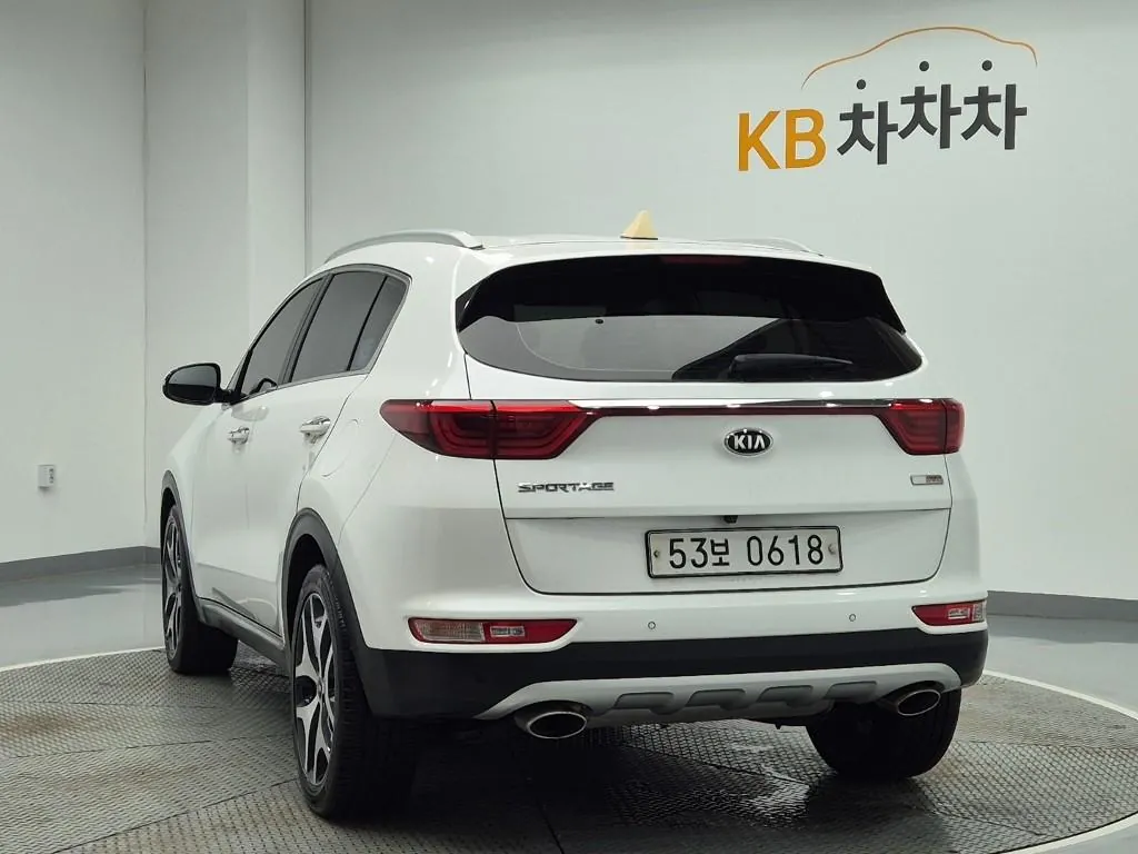 Kia Sportage 2016 photo 2