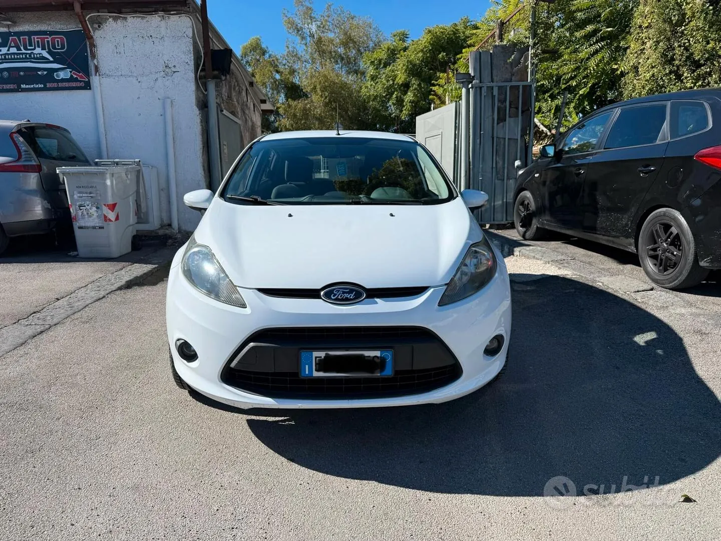 Ford Fiesta 2011 photo 2